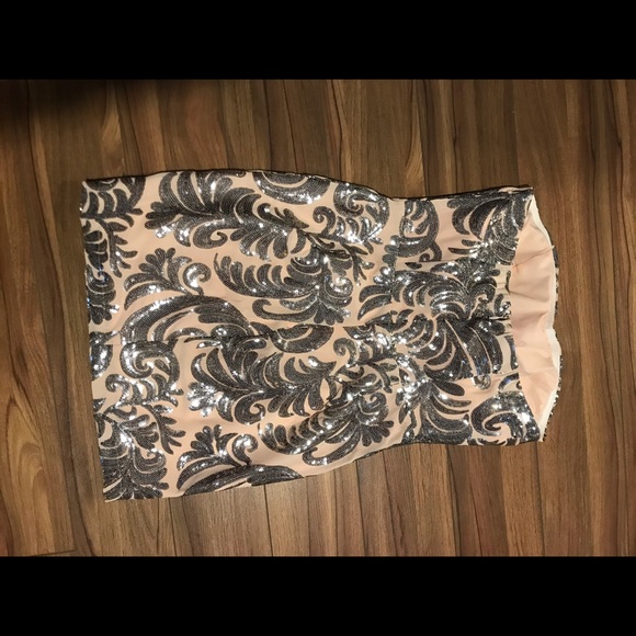 Forever 21 sequin dress - Picture 2 of 4